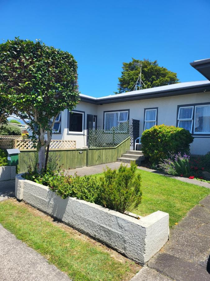Totara Lodge Motel Levin Esterno foto